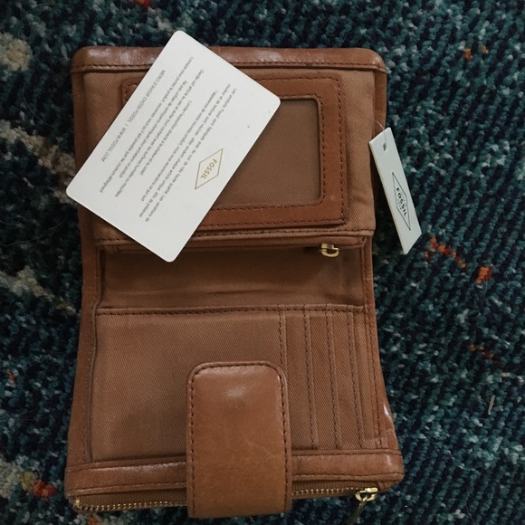 Fossil Wallet - Picture 8 of 8